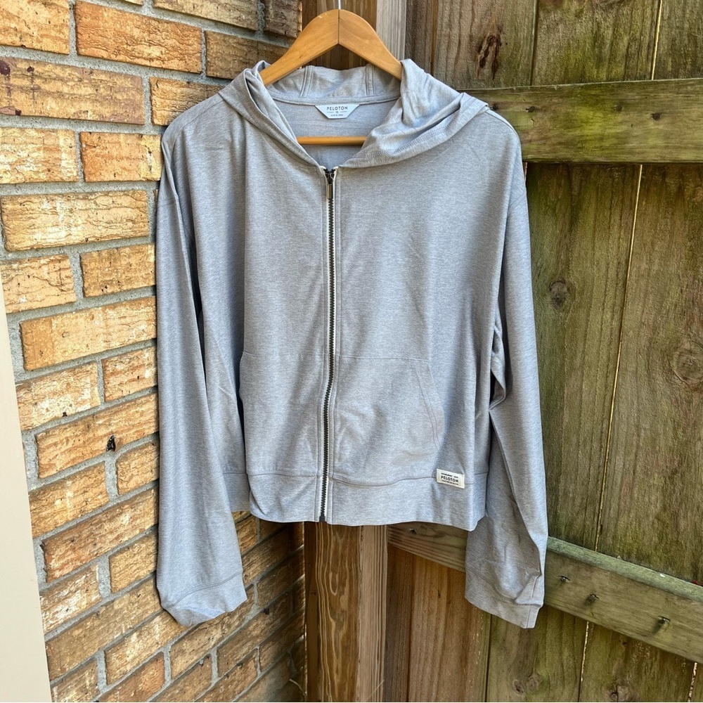 Peloton Light Gray Dreamblend Crop Full Zip Hoodie